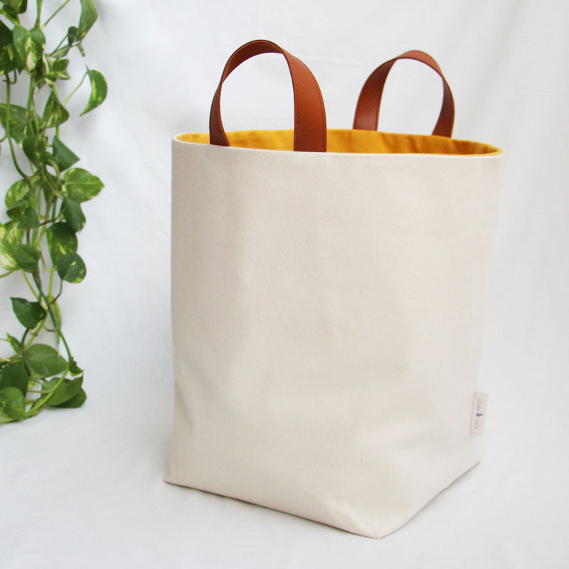 panier de rangement en tissu jaune et crème, fait-main, en France - Azure et Gaia
