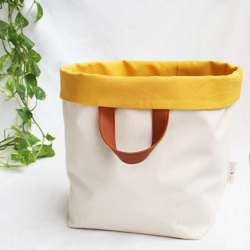 panier de rangement en tissu jaune et crème, fait-main, en France - Azure et Gaia