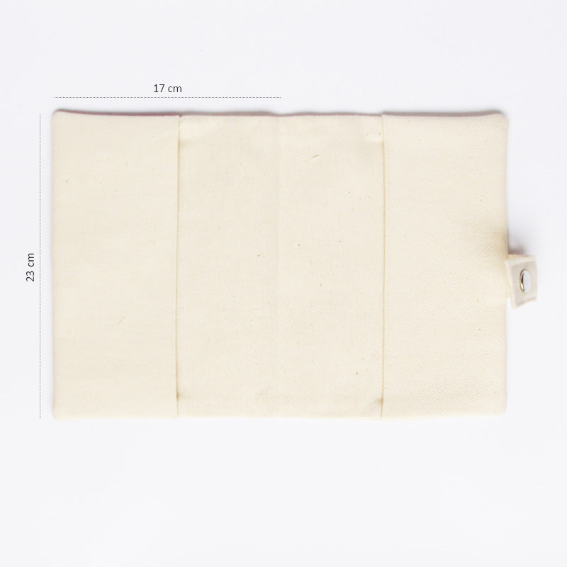 Protège carnet de santé 16x23 cm pour animaux de compagnie en tissu - Prénom brodé personnalisé - Fait-main - Made in France - Azure et Gaia