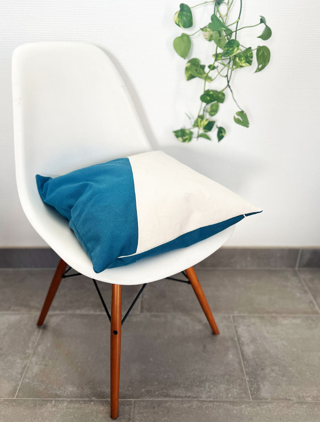 coussin pour chat moelleux à poser sur une chaise - bicolore - cousu à la main - made in france