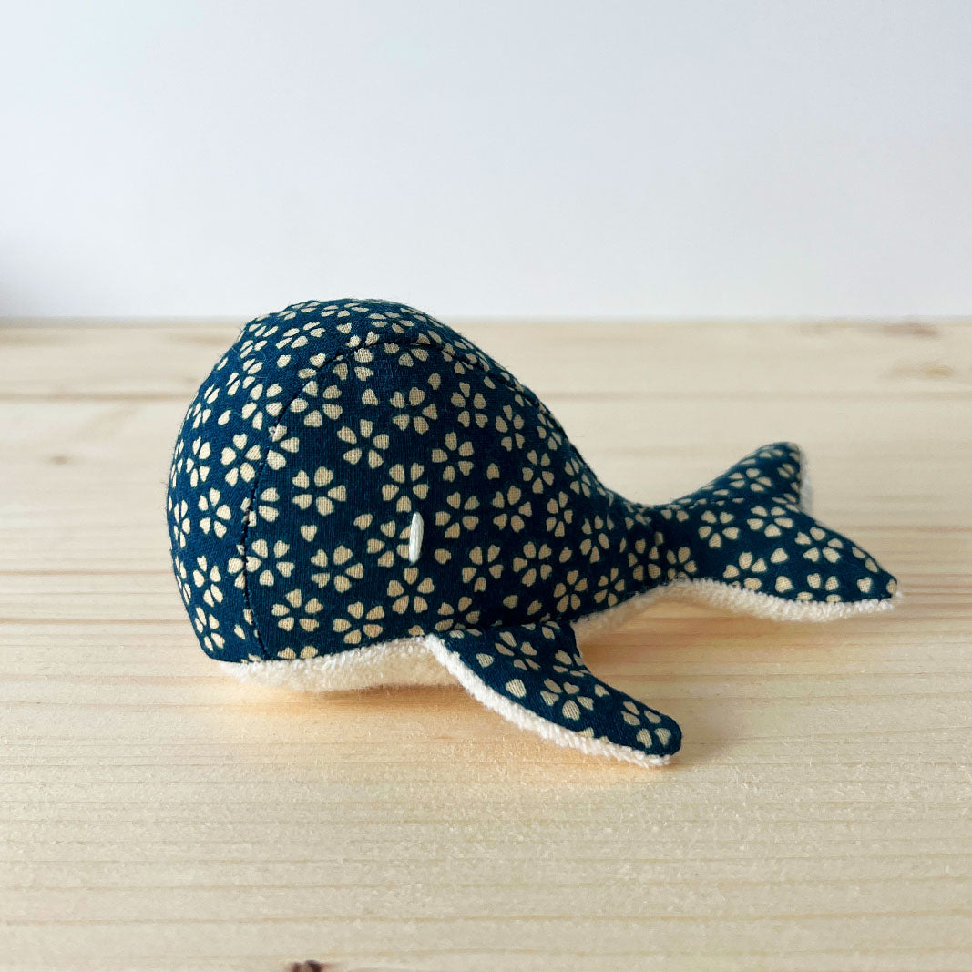 Petite baleine pour chat coton - garnissage cataire valeriane - jouet mignon pour chat