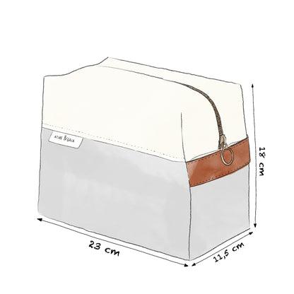 dimensions trousse de toilette grise en tissu avec une fermeture éclair et une poignée en similicuir (h=18cm, l=11.5cm, L=23cm)